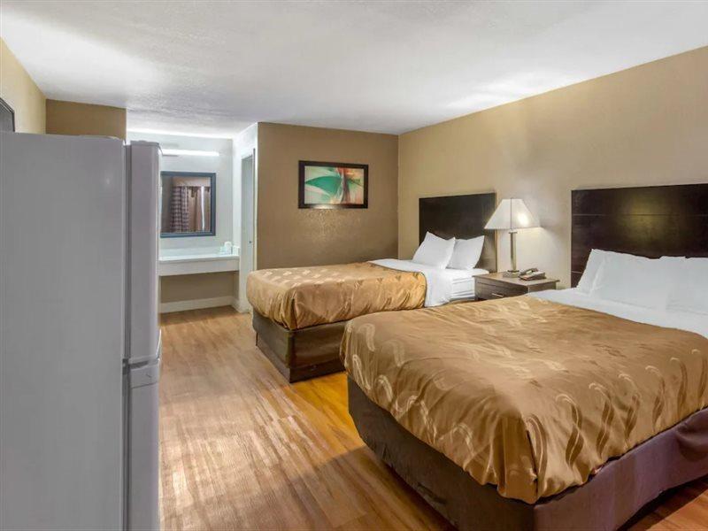 Quality Inn And Suites Port Arthur Nederland Exterior foto